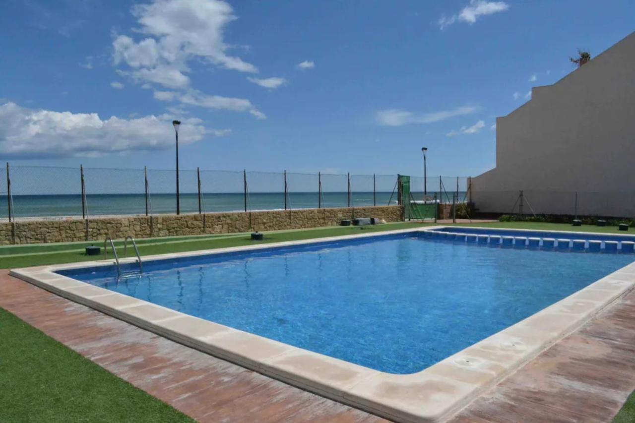 Modern Beachfront Townhouse Villa Perello  Exterior photo